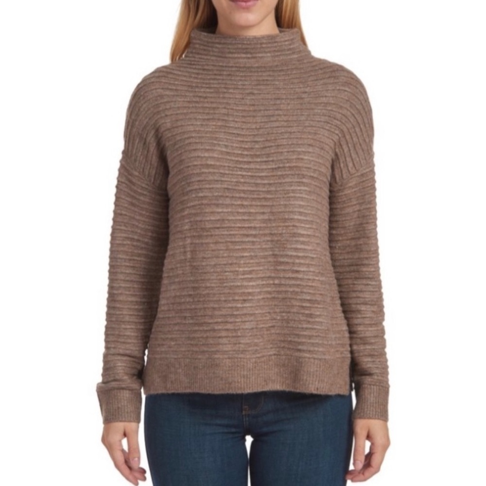 BEACHLUNCHLOUNGE TYLEE RIBBED FUNNEL NECK SWEATER TAUPE LARGE NEW